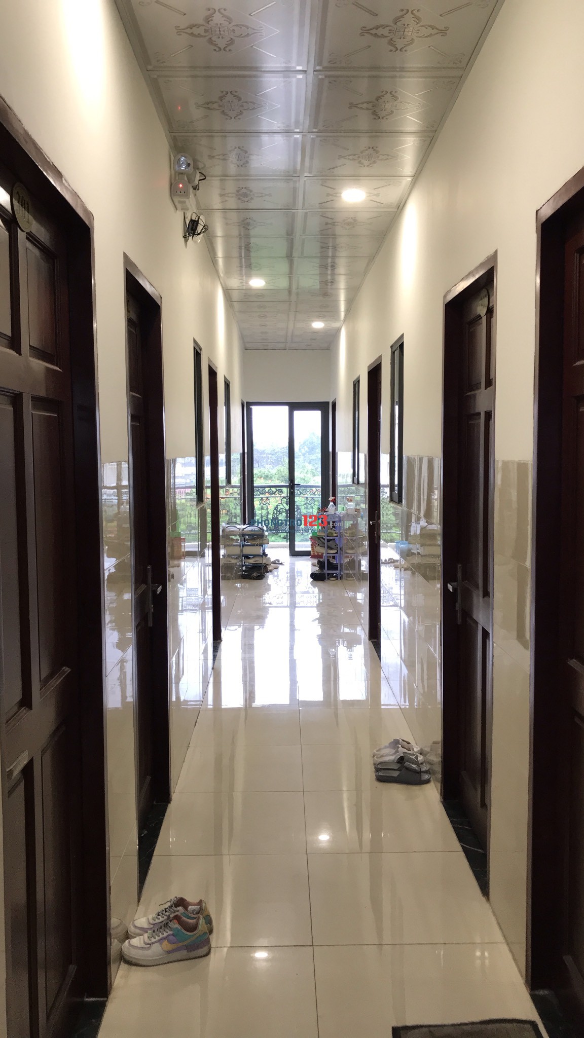 Chỉ co1phòng 3tr4 máy lạnh, nước nóng gần ngã tư thủ đức và các trường ĐH, khu CNC chỉ từ 1-2km