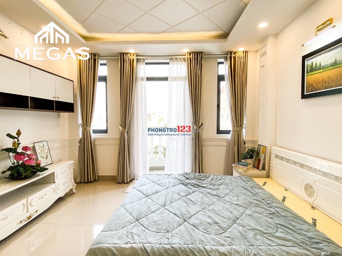Căn Hộ 30m2 Full Nội thất NEW,Balcony + có kệ bếp nấu ăn ! Gần Vincom Plaza GV