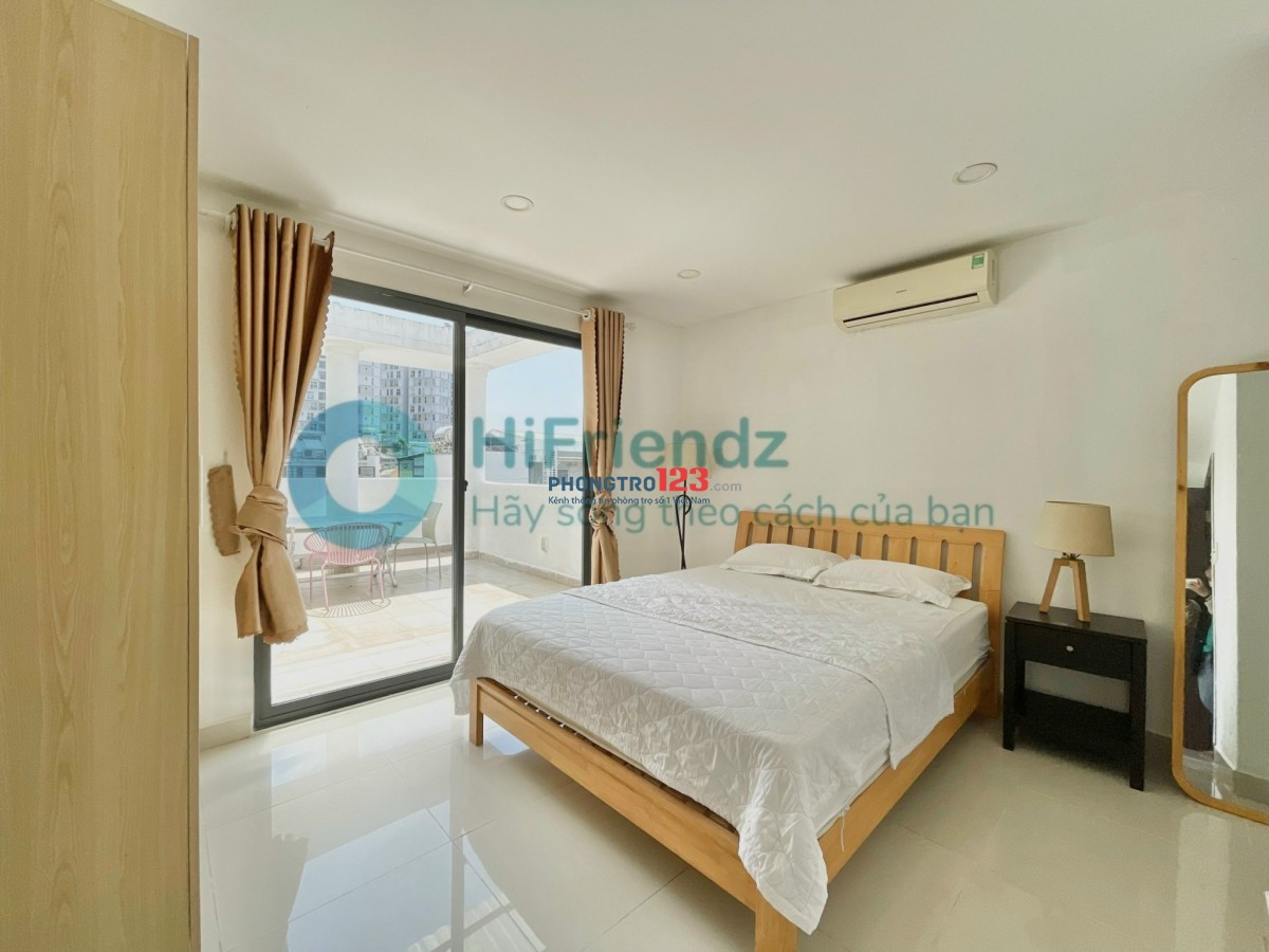 Quận 2 - PenThouse 1Pn Thảo Điền, ban Công siêu lớn - có máy Giặt riêng