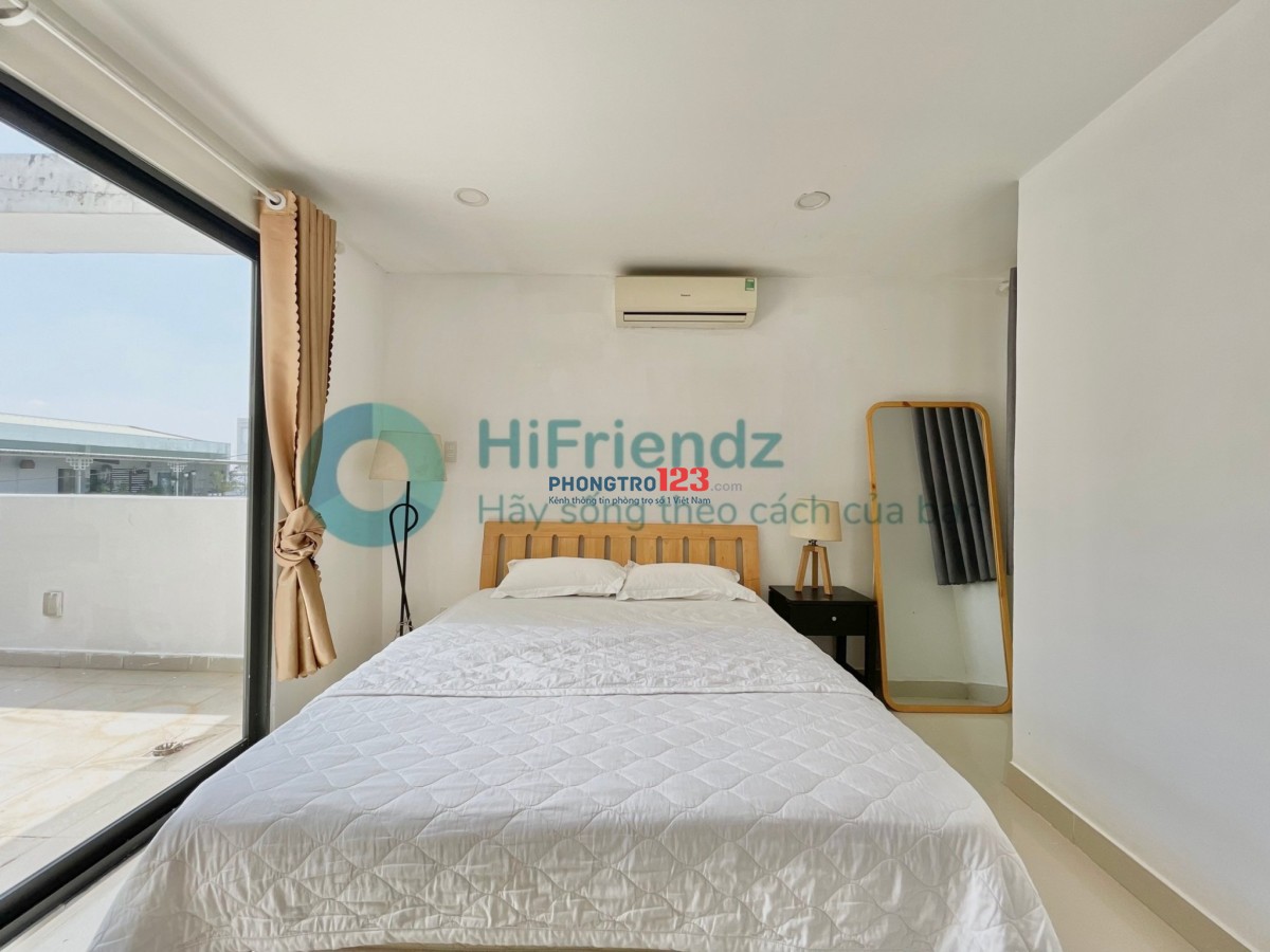 Quận 2 - PenThouse 1Pn Thảo Điền, ban Công siêu lớn - có máy Giặt riêng