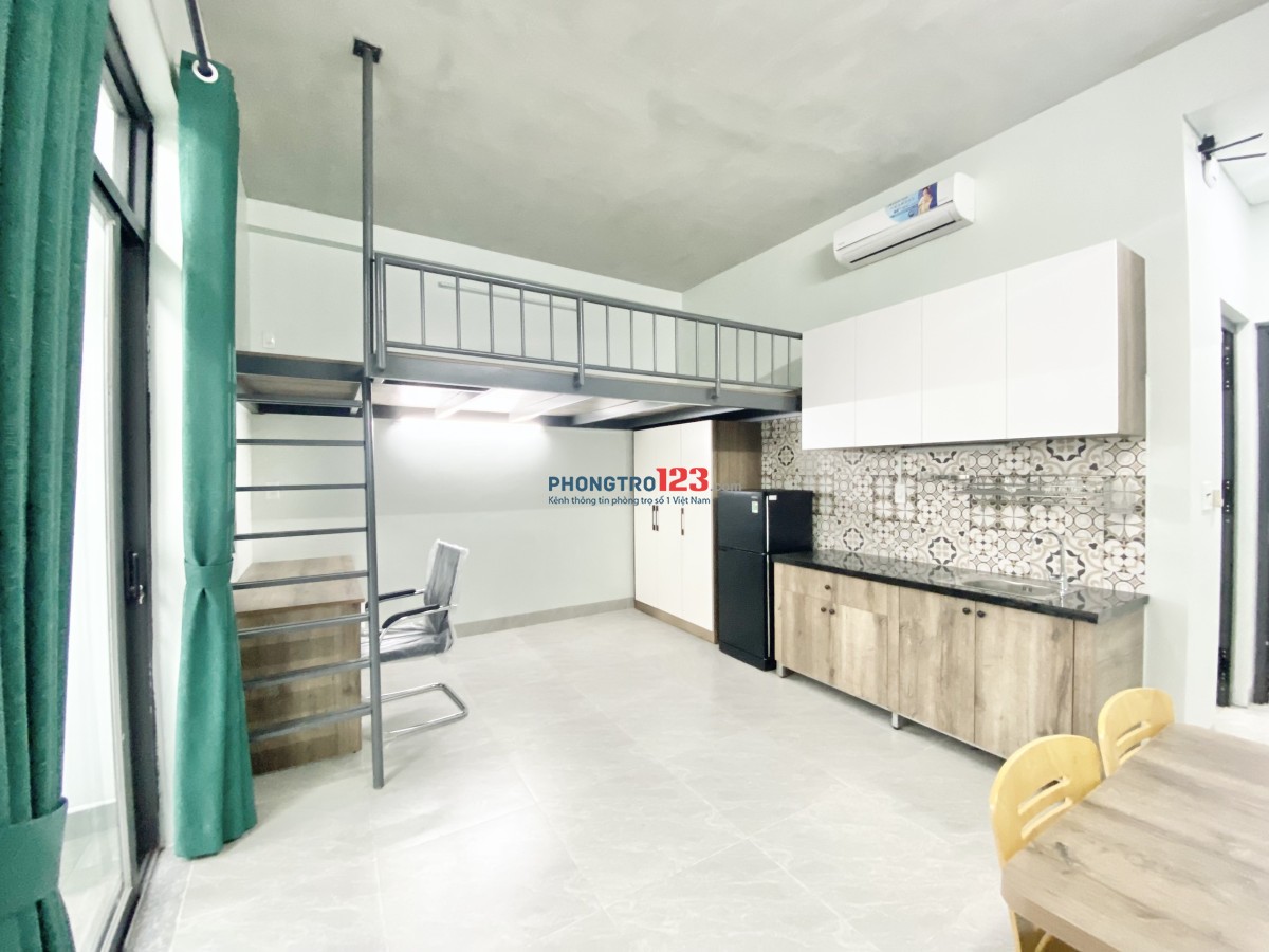 Duplex nội thất cơ bản có bancol gần ngã tư Thủ Đức - mới xây 100%