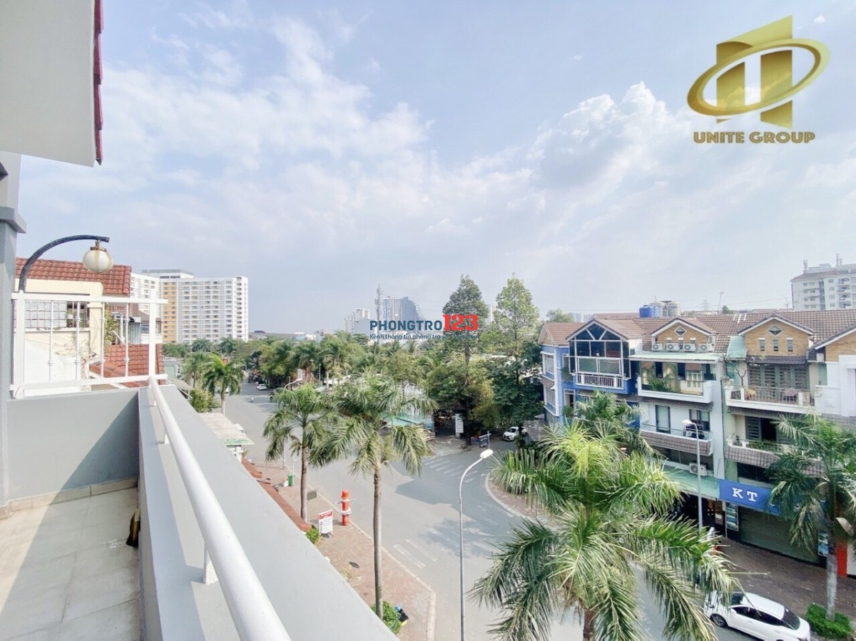 Căn hộ full nội thất gần với KCX Tân Thuận, Vincom.
