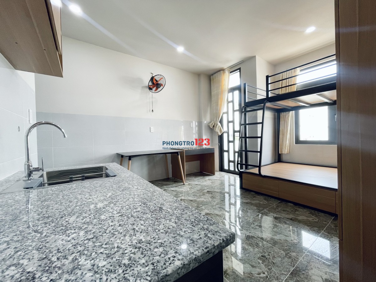 Studio mới 100% ngay gần khu CNC, FPT, ĐH UFM, HUTECH,…