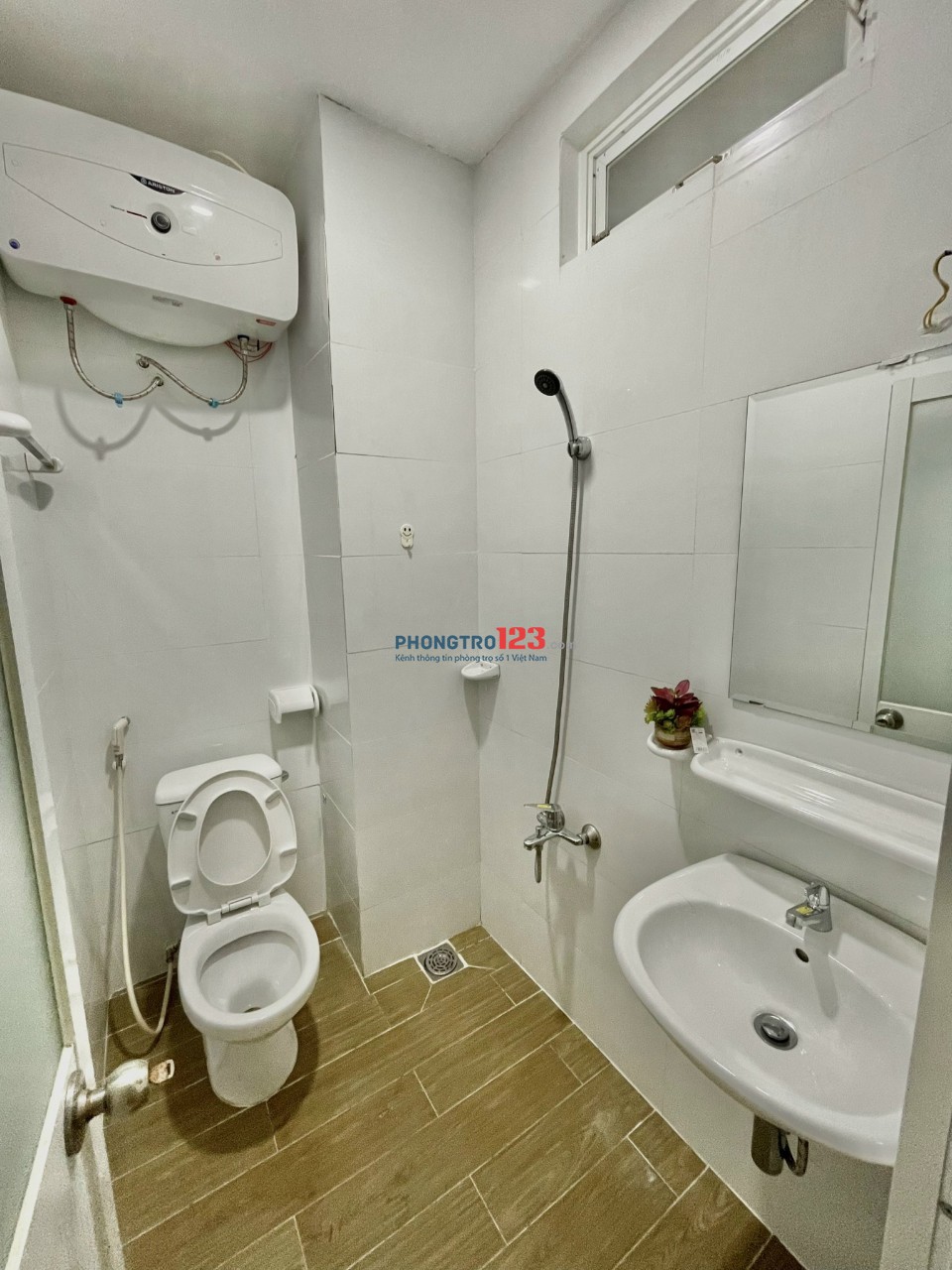 căn hộ 1 phòng ngủ có thang máy, sạch sẽ, an ninh 24/7, PCCC đạt chuẩn ngay trung tâm Lê Văn Việt