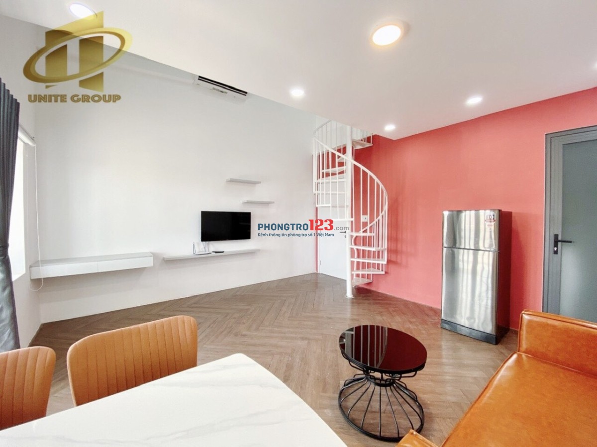 Căn hộ Full nội thất có bancon gần Phú Mỹ Hưng Quận 7