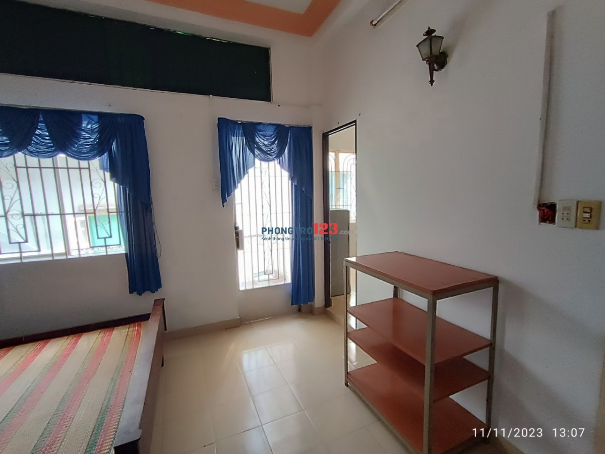 2 Phòng trọ 25m vuông, Đầy đủ tiện nghi, Quận 3 gần Trung Tâm
