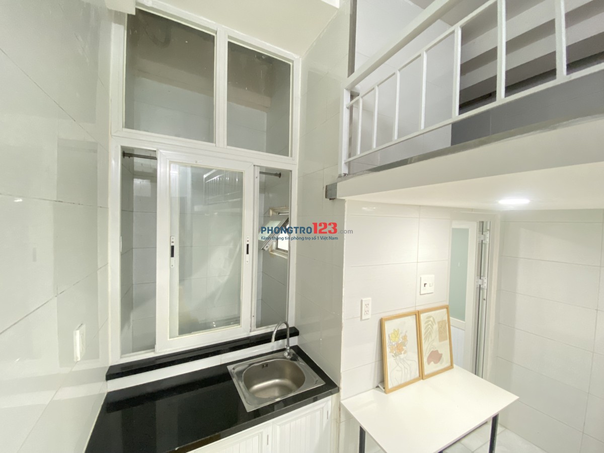 Duplex tiện nghi full nội thất 30m2 nằm trên ngay Chợ Bà - Bình Thạnh