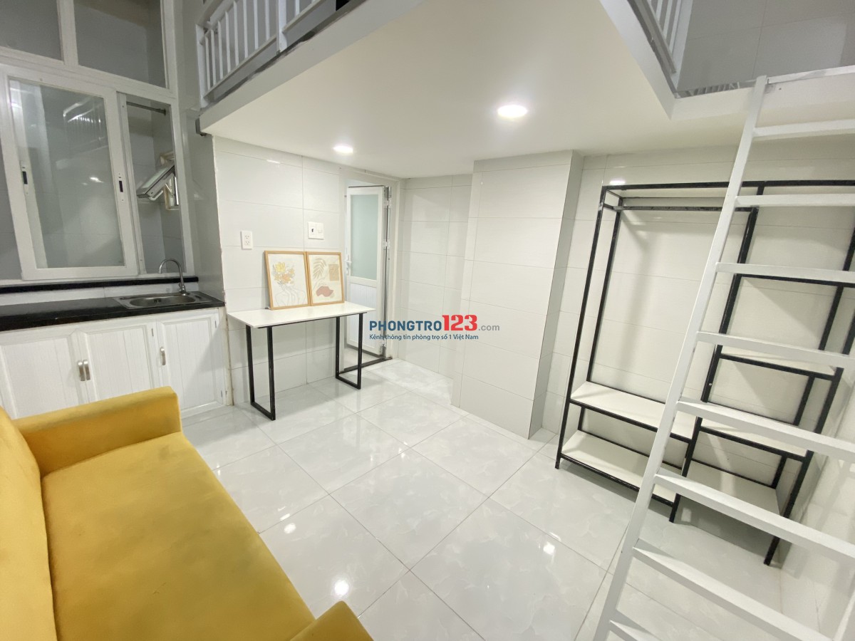 Duplex tiện nghi full nội thất 30m2 nằm trên ngay Chợ Bà - Bình Thạnh