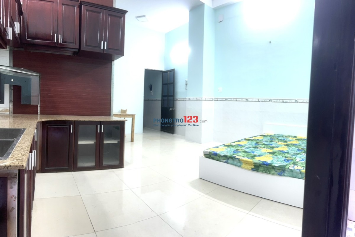 CHDV Đường Phan Anh Gần Ngã Tư 4 Xã, trệt full NT, sân sau, WC riêng