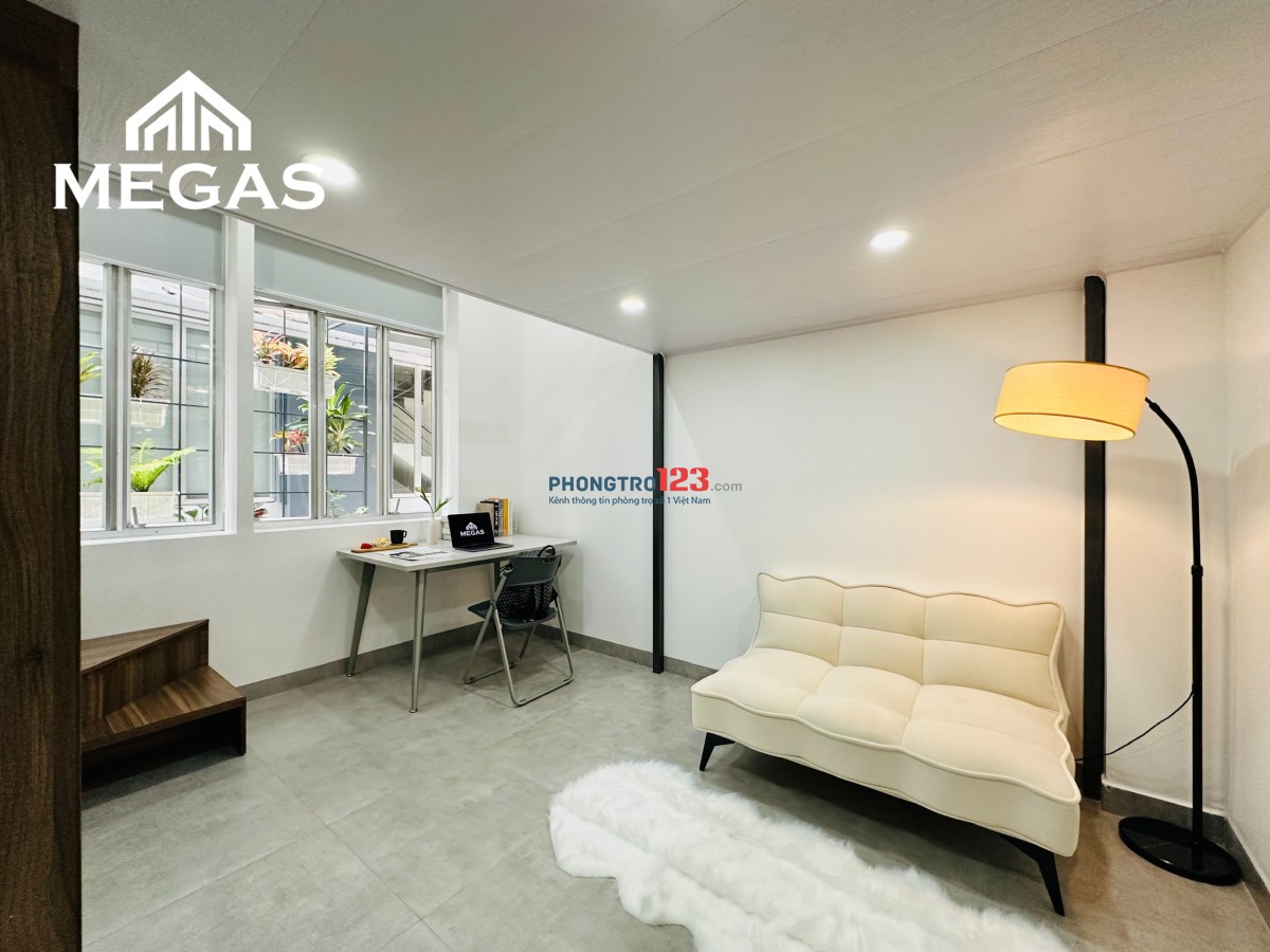 Chung Cư Duplex Cao Cấp Ban Công - View Kính Full Nội Thất - 45m2 - Lý Thường Kiệt - Ngã Tư Bảy Hiền - Chợ Tân Bình
