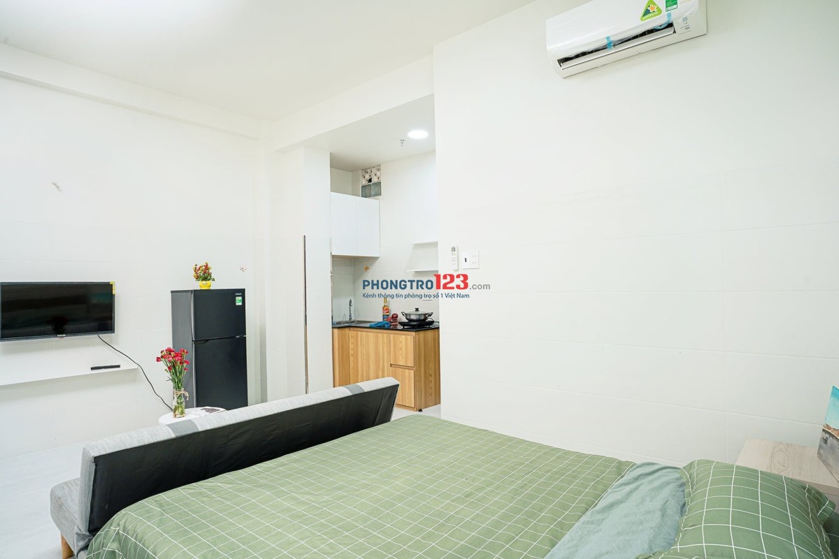 Căn hộ full nt • Nguyễn Văn Cừ, vòng xoay Trung Sơn