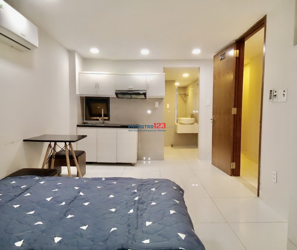 Căn Hộ Duplex Full nội thất gần với KCX Tân Thuận, CRESENT MALL