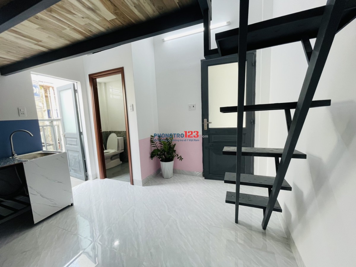 Duplex ban công 30m2 giá chỉ 4 triệu 100 ngay ngã 5 chuồng cún