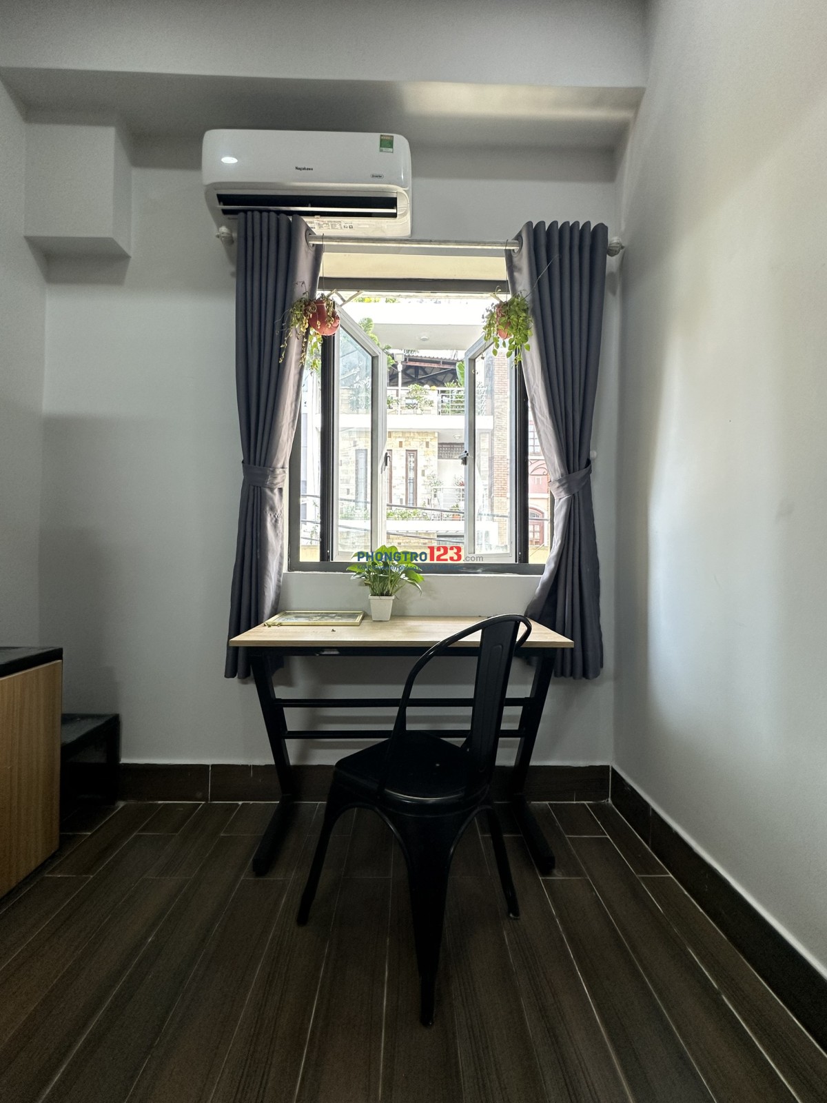 Duplex Full Nội Thất Cửa Sổ Lớn Ngay Nguyễn Gia Trí