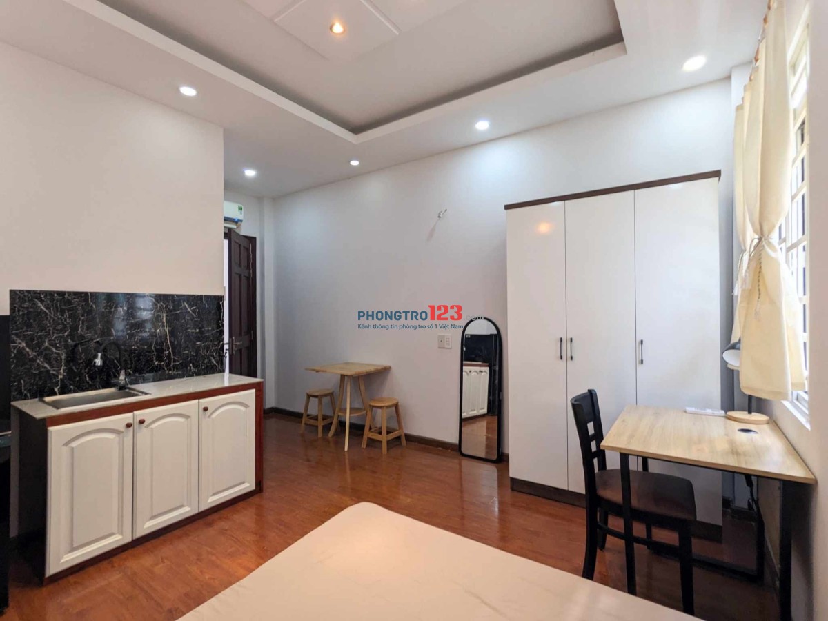 Phòng cho thuê mới đẹp full nội thất gần ĐH Văn Lang
