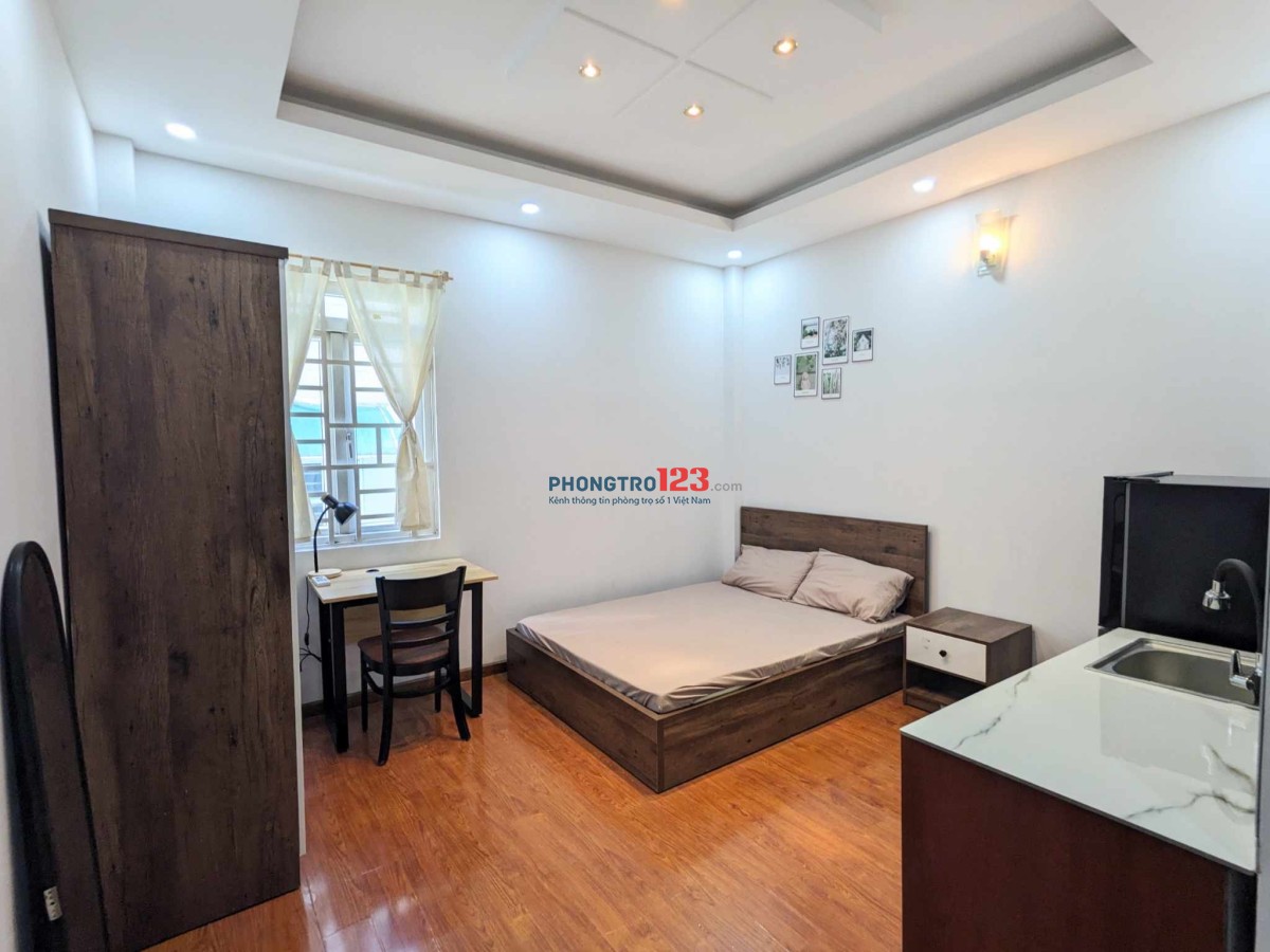 Phòng cho thuê mới đẹp full nội thất gần ĐH Văn Lang