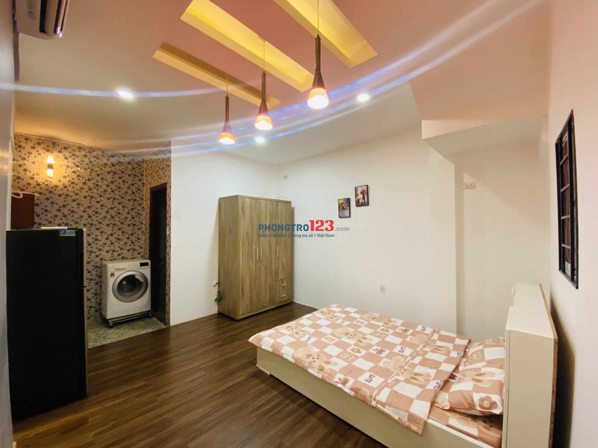 Cho thuê phòng tầng trệt tiện nghi đối diện Vinhome Landmark