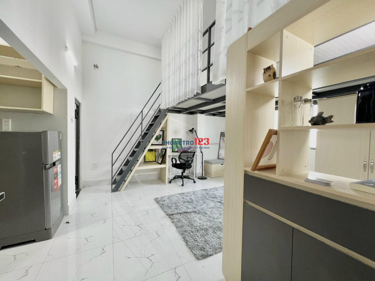 Duplex như hình - thoáng mát - cạnh bên HUTECH - đi bộ vài bước ra Lê Văn Việt