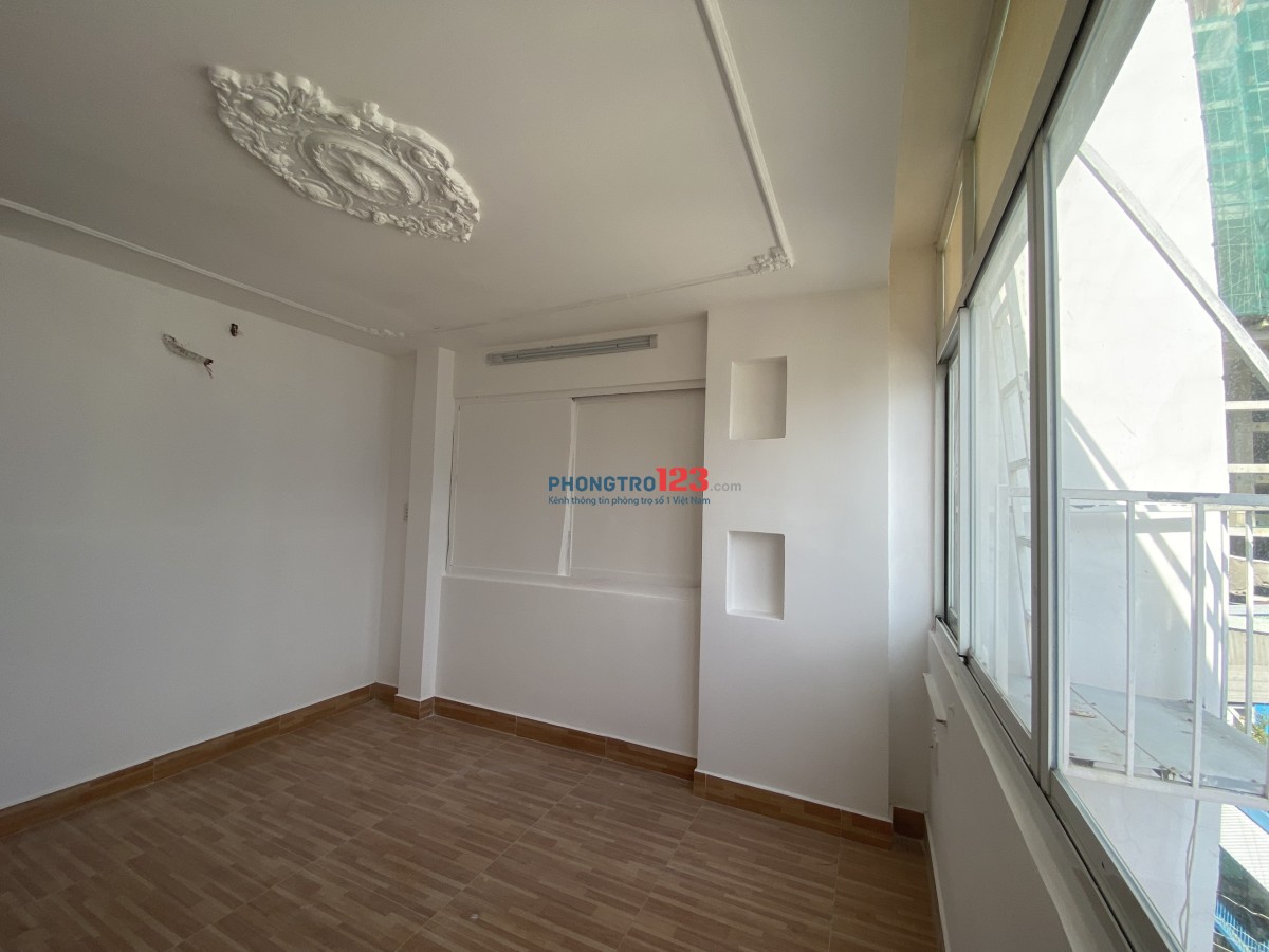 Khai trương căn hộ nội thất cơ bản tại Nguyễn Trãi, Quận 1