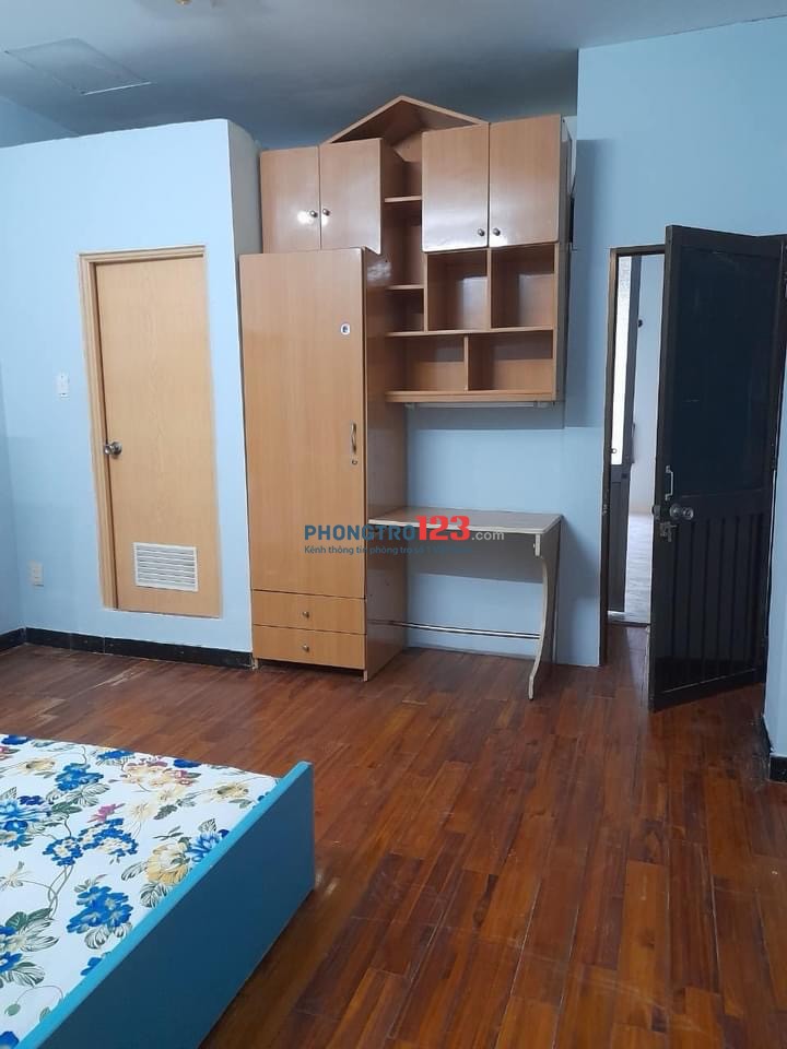 Chính chủ cần cho thuê nguyên căn Nguyễn Văn Cừ Q1 15tr/tháng
