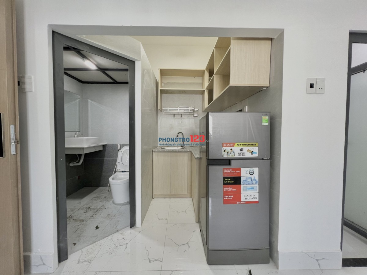 Duplex như hình - thoáng mát - cạnh bên HUTECH - đi bộ vài bước ra Lê Văn Việt