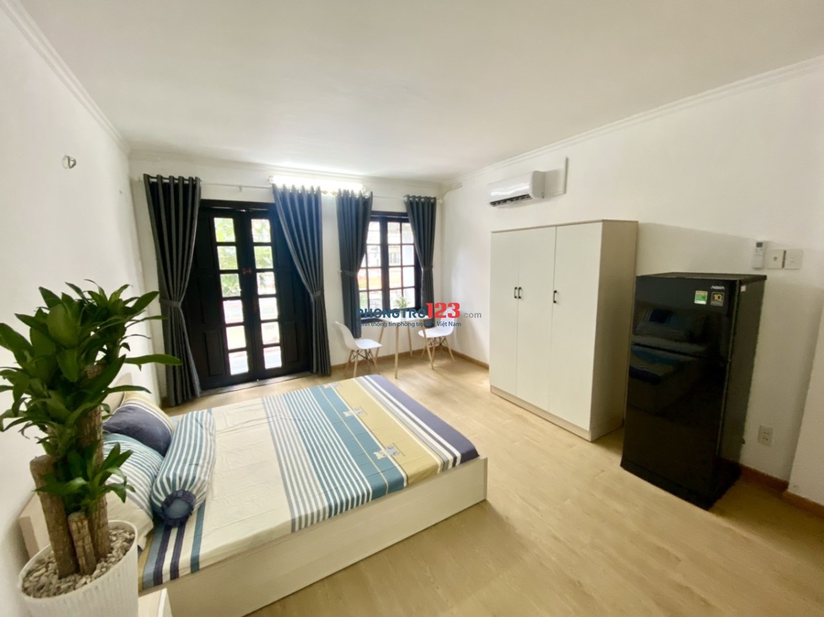 Siêu phẩm : Phòng ngủ Studio - Full nội thất - Âu Cơ & Tân Phú