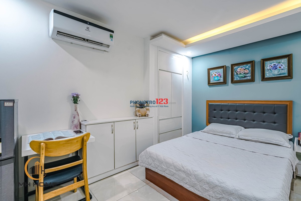 Studio Cao Cấp Full Nội Thất Ngay Sân Bay Tân Sơn Nhất - Đại Học Huflit - Rộng 25m2 - 4triệu2