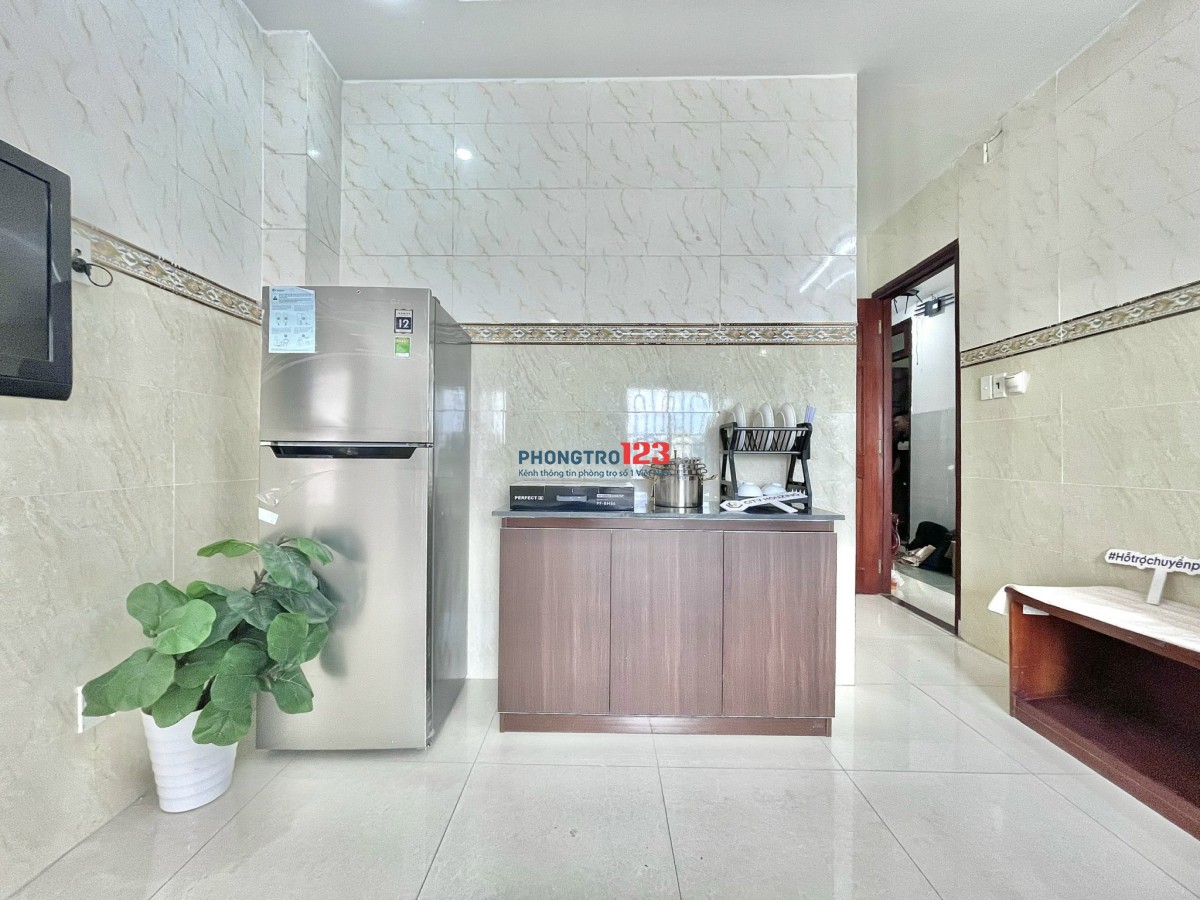 Cho Thuê Phòng Mặt Tiền Bạch Đằng - Tân Bình - Full Nội Thất