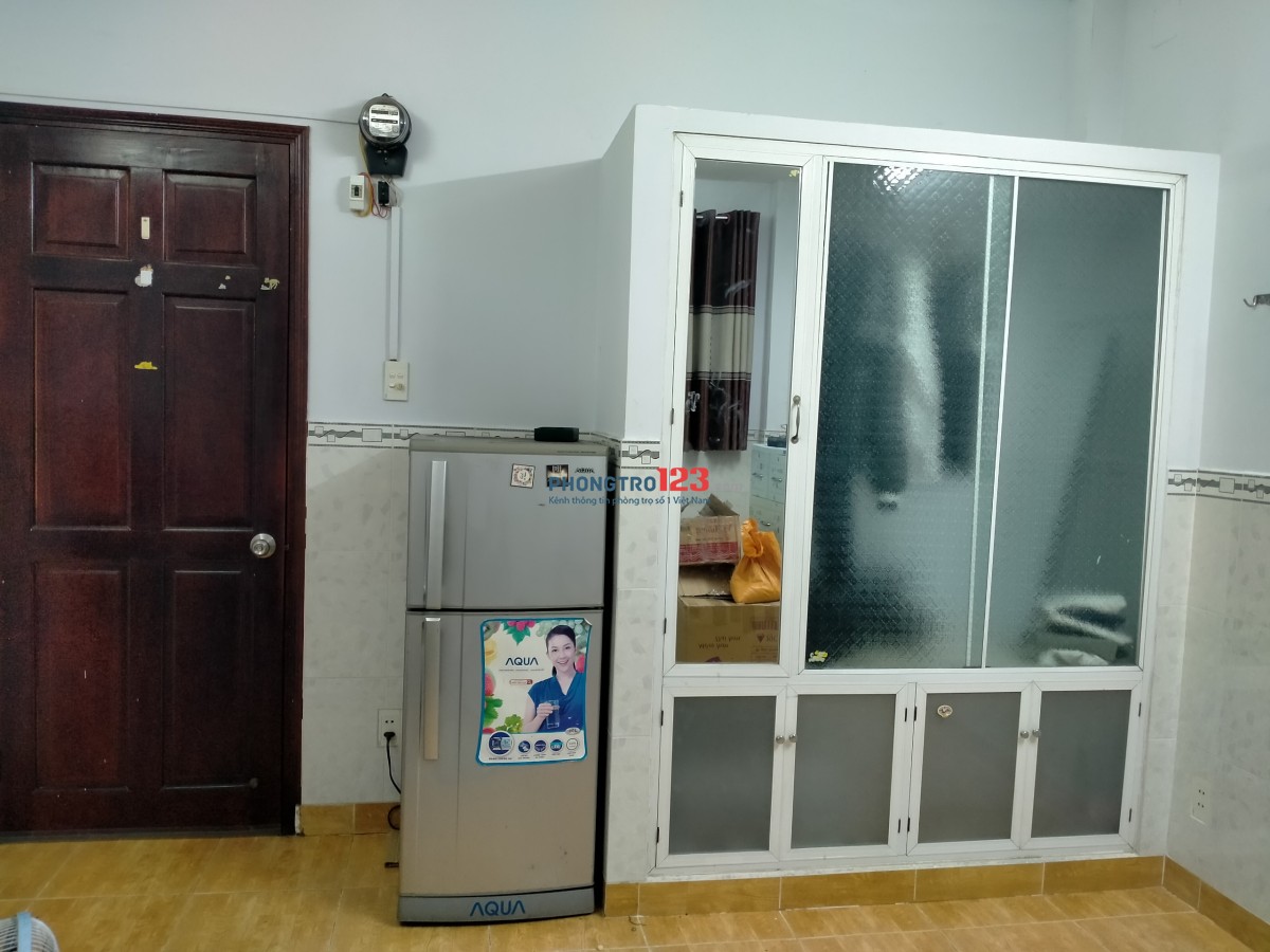 Gấp! Cho thuê phòng trọ quận 4 cuối tháng 12/2023