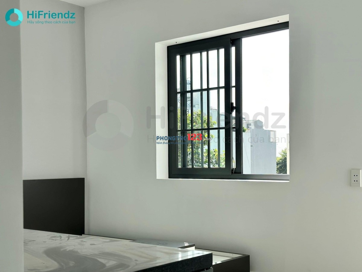 Cho thuê studio mới full nội thất ban công - gần vòng xoay Liên Phường