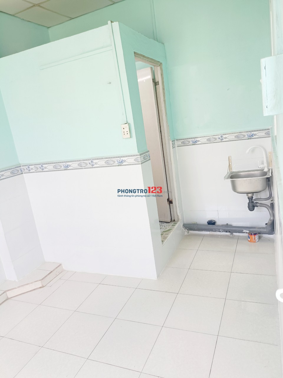 Chính chủ thuê phòng trọ: Tân Hòa Đông, P14, Q6. TPHCM. Giá: 2triệu/tháng. LH. C.Thu :0918410614.