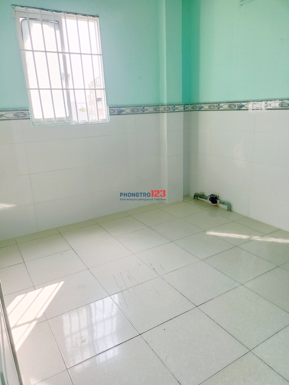 Chính chủ thuê phòng trọ: Tân Hòa Đông, P14, Q6. TPHCM. Giá: 2triệu/tháng. LH. C.Thu :0918410614.