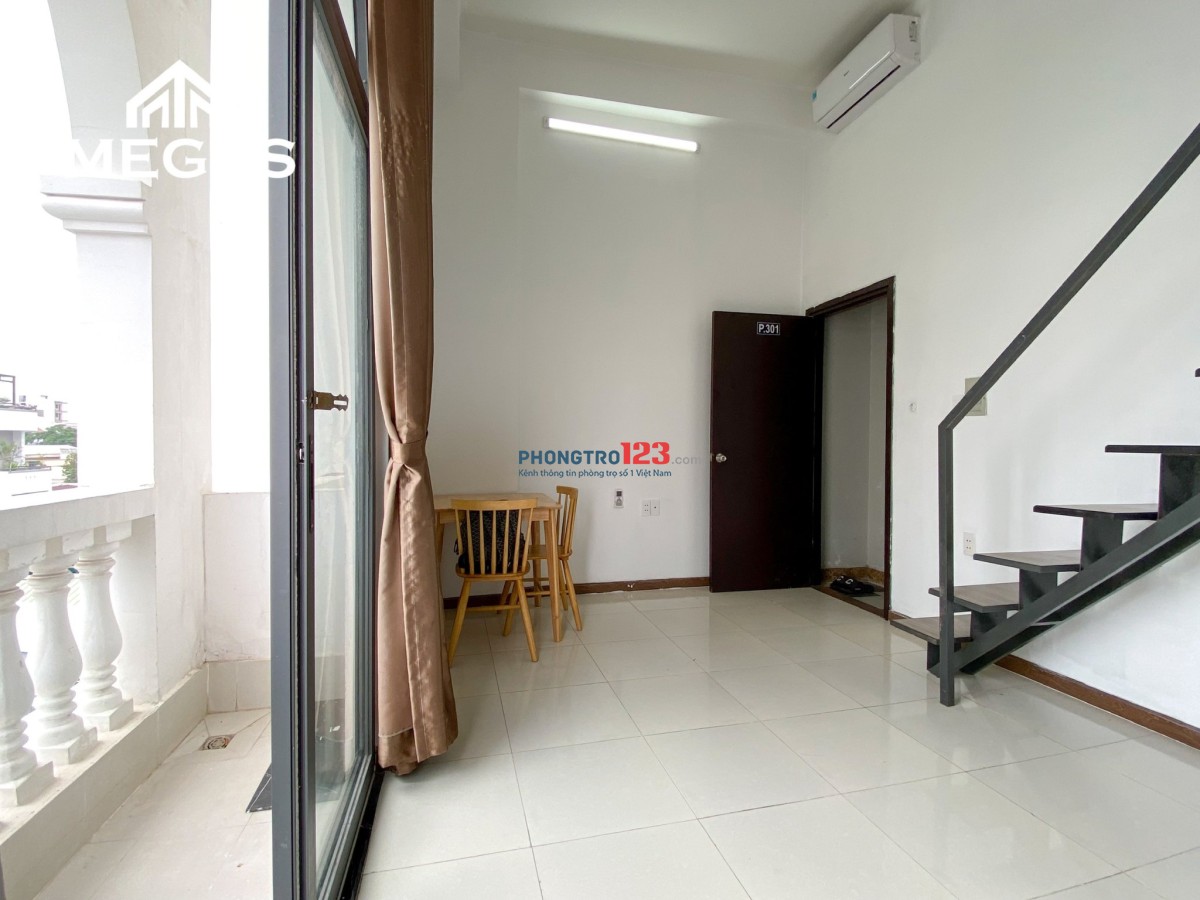 Duplex Ban công, Gác cao 2m - Full nội thất - Ngay Huỳnh Tấn Phát