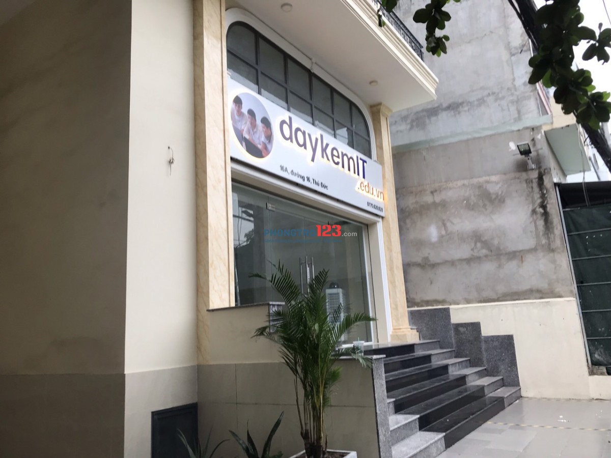 Chỉ co1phòng 3tr4 máy lạnh, nước nóng gần ngã tư thủ đức và các trường ĐH, khu CNC chỉ từ 1-2km