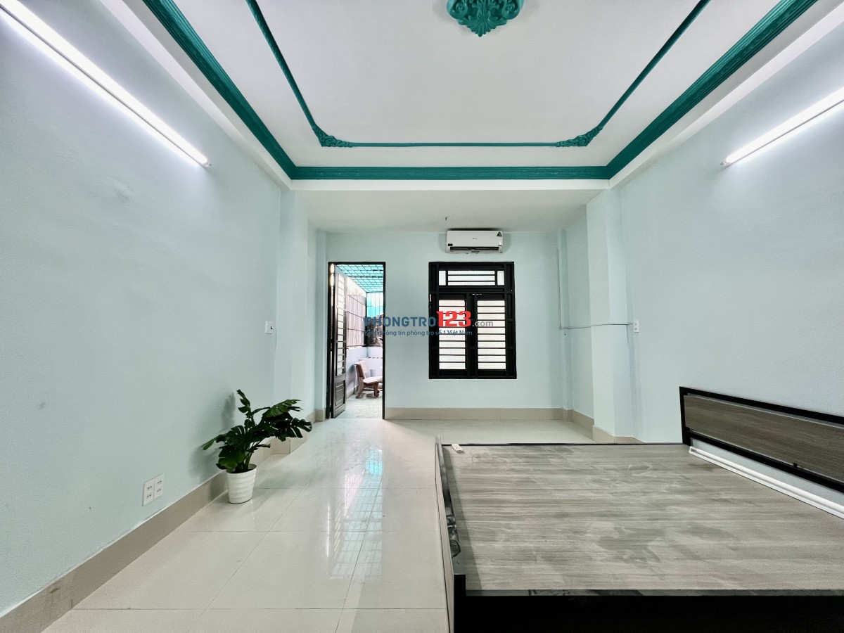 Cho thuê căn hộ dịch vụ 1 phòng ngủ tách bếp giá 6tr5 / 1 tháng