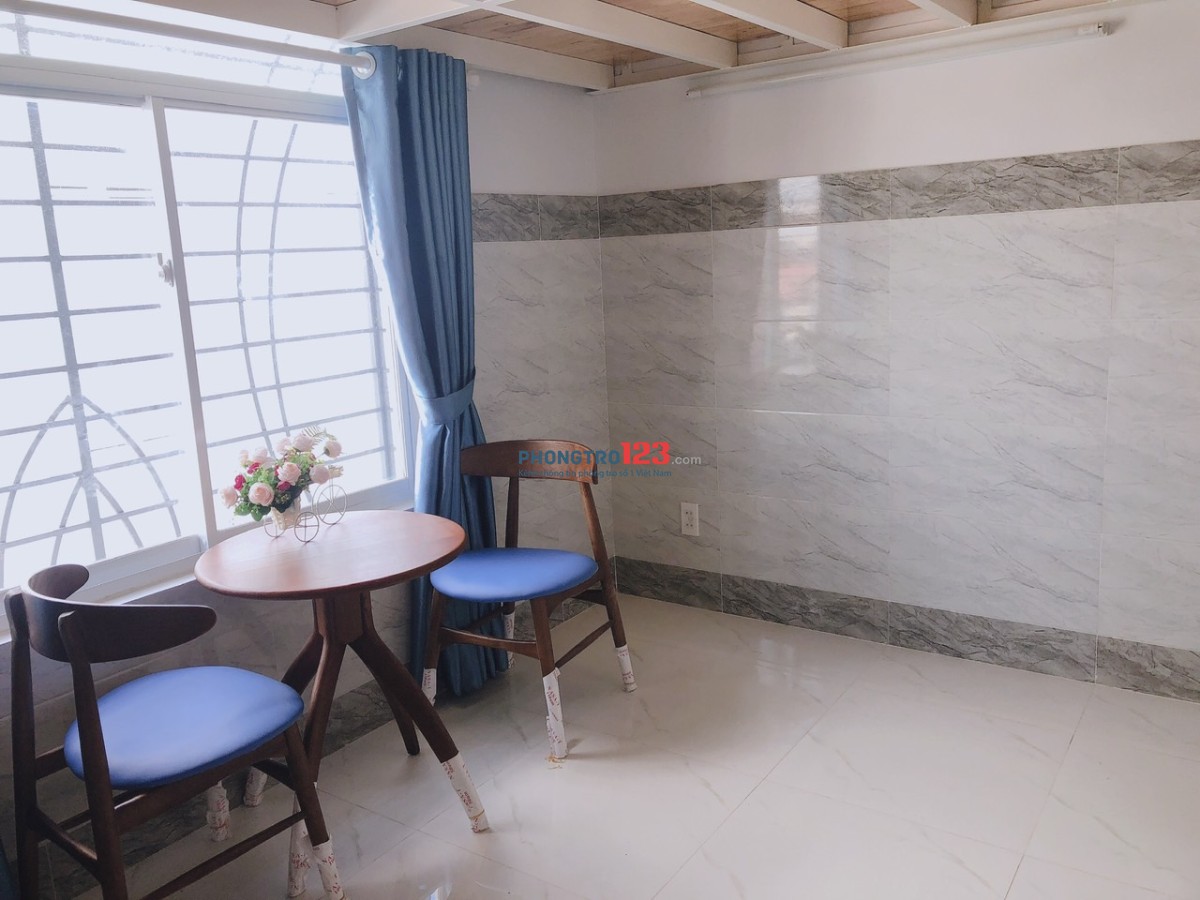 Trống Lại Căn Duplex Full Nội Thất, Cửa Sổ Thoáng Quận 7 giá 4tr8 (Hình thật, giá thật)