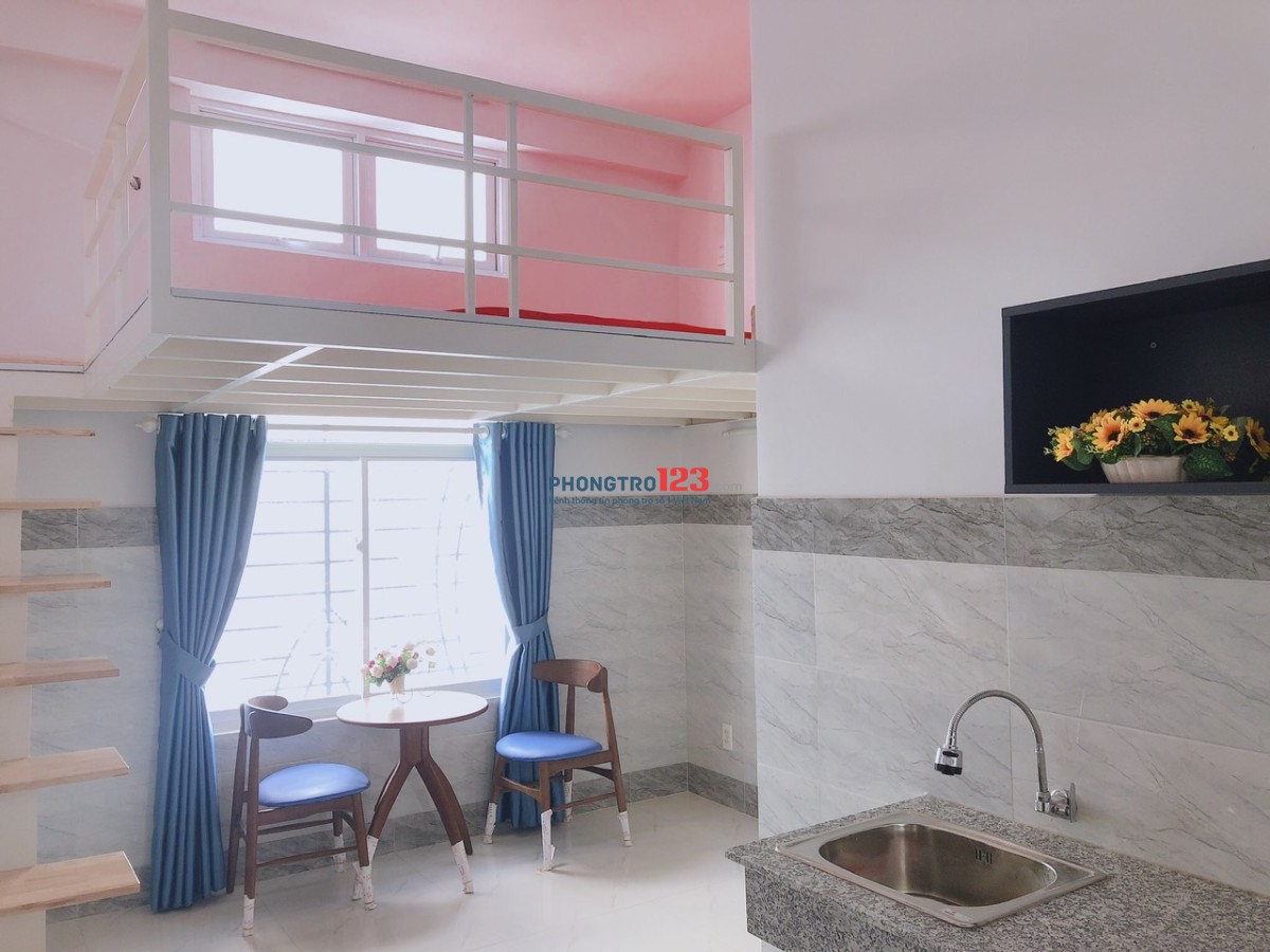 Trống Lại Căn Duplex Full Nội Thất, Cửa Sổ Thoáng Quận 7 giá 4tr8 (Hình thật, giá thật)