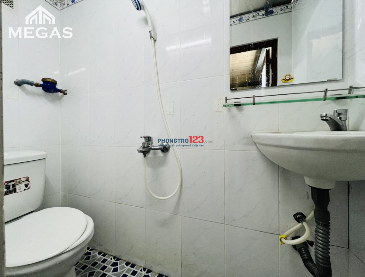 Phòng Giá Rẻ, Duplex, Nội Thất Đầy Đủ, gần Ngã 5 Chuồng Chó, Quang Trung