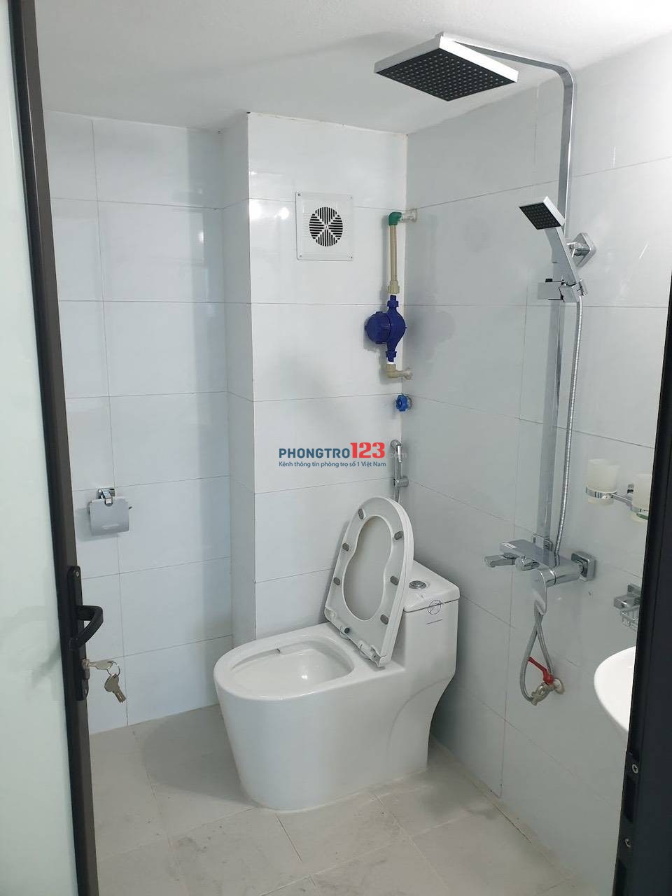 Cho thuê phòng trọ 482 Kim Giang, DT 18m2, đầy đủ tiện nghi cao cấp, giá chỉ 3,5 triệu/tháng, LH 0948279555