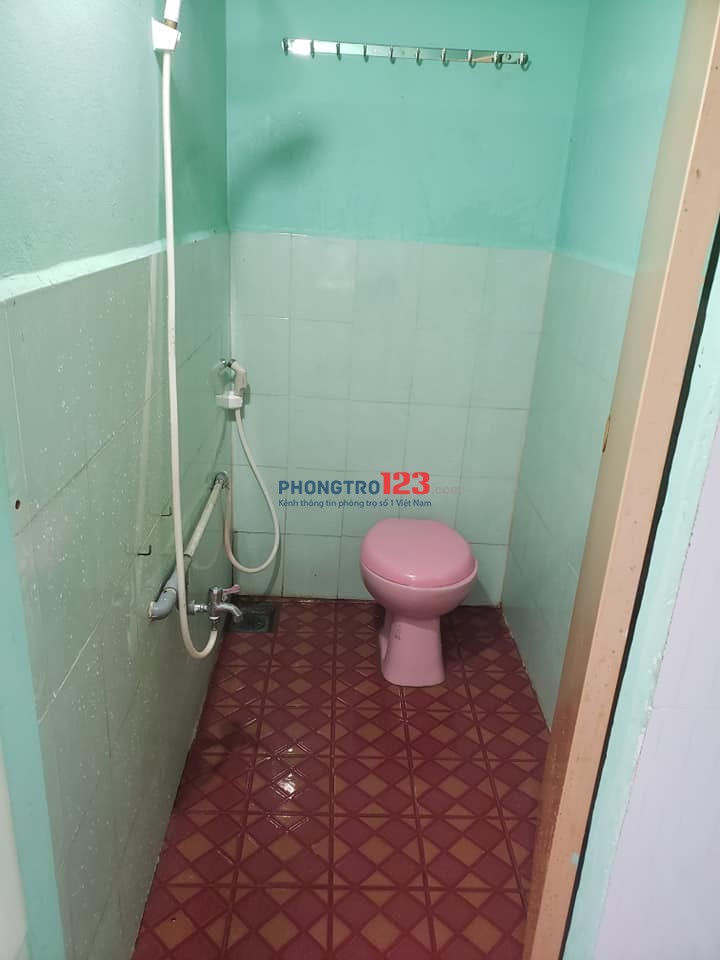 Còn 1 phòng 18m2, nhà vệ sinh riêng, thoáng mát ngay Nguyễn Trung Trực, P8, Vĩnh Long