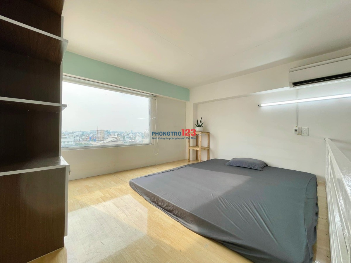 Cho Thuê Duplex Không Đụng Đầu, Sẵn Nội Thất, View Kính, Giếng Trời, Ngay Ấp Bắc, Etown