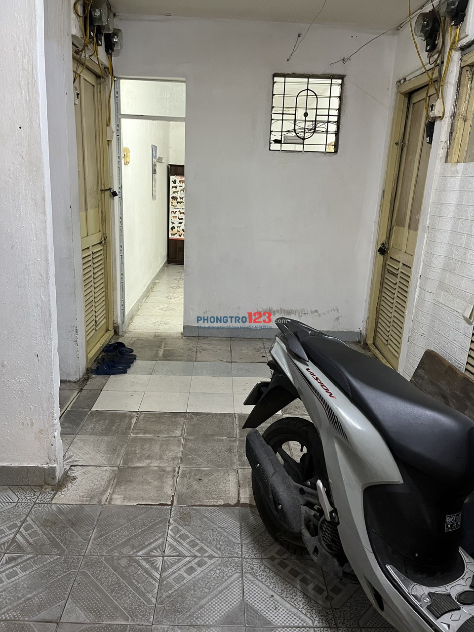 Cho thuê phòng trọ tầng 1, lối đi riêng, để xe máy miễn phí