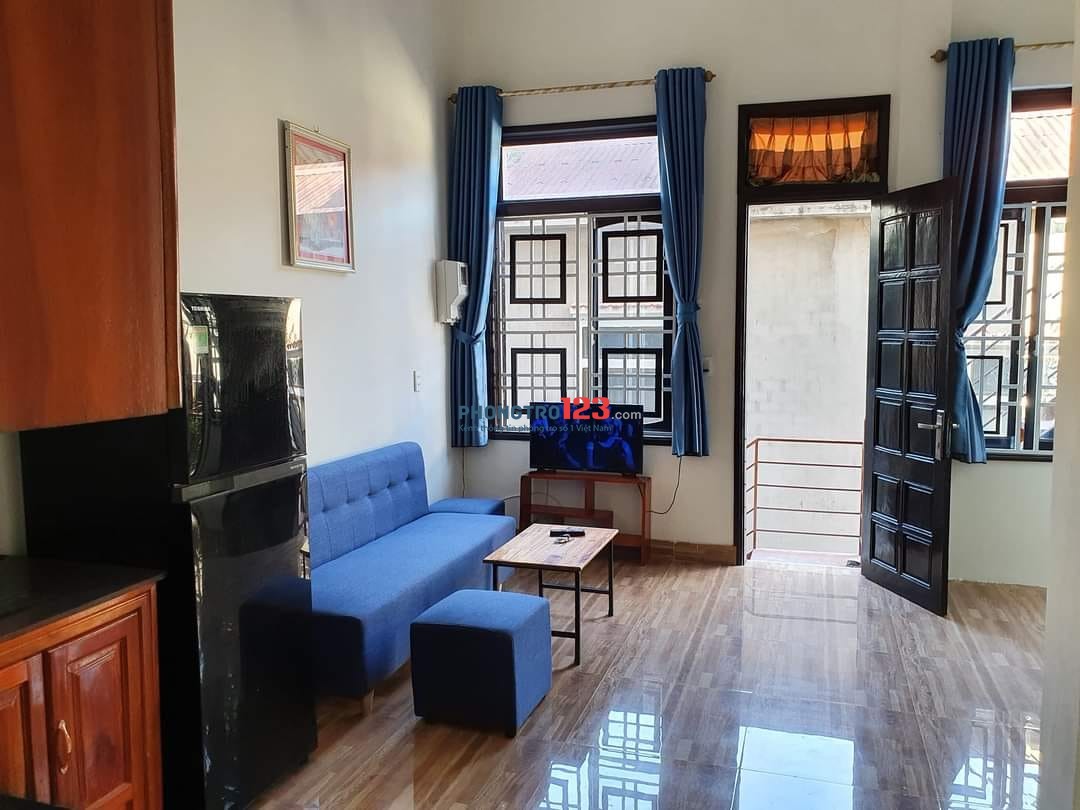 Cho thuê căn hộ rộng rãi, thoáng mát, có đủ nội thất gần Phố đi bộ Hải Thành, Đồng Hới