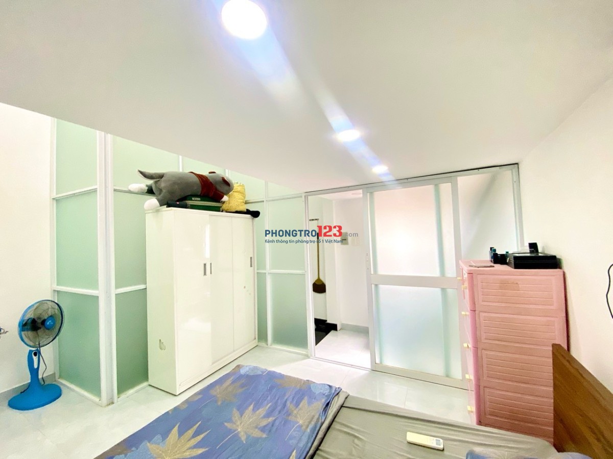 Căn Hộ Duplex Full Nội Thất 3 Tháng 2 Quận 10 Gần Viettel Tower , Công Trường Dân Chủ