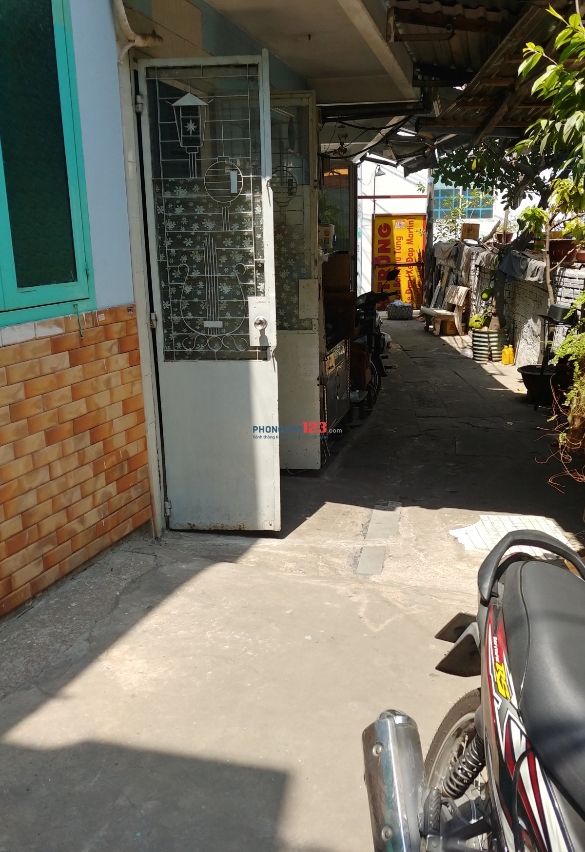 Nhà NC 1T2L sân thượng (90m2) đường Trần Văn Quang ngay sát chợ TVQ
