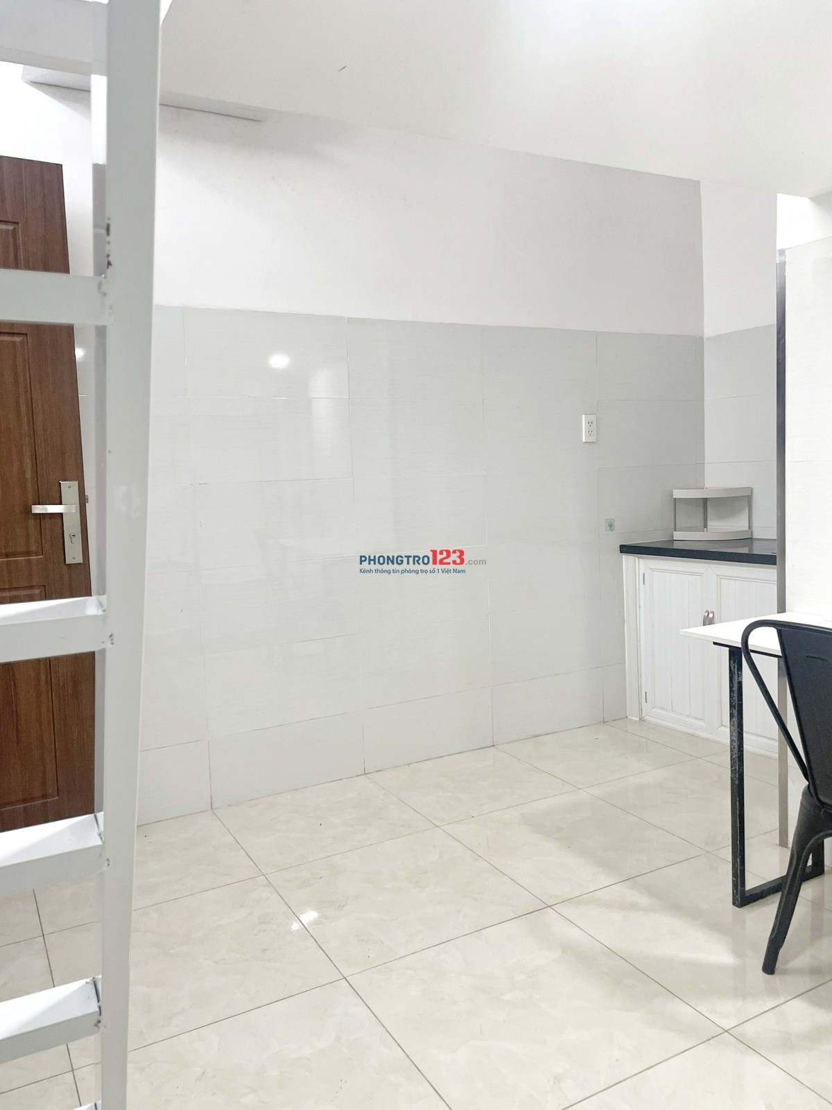 Cho thuê phòng Duplex Bình Thạnh, Rộng 25m2, Phòng Mới, Sạch Sẽ, An Ninh, Gần Chợ Bà Chiểu