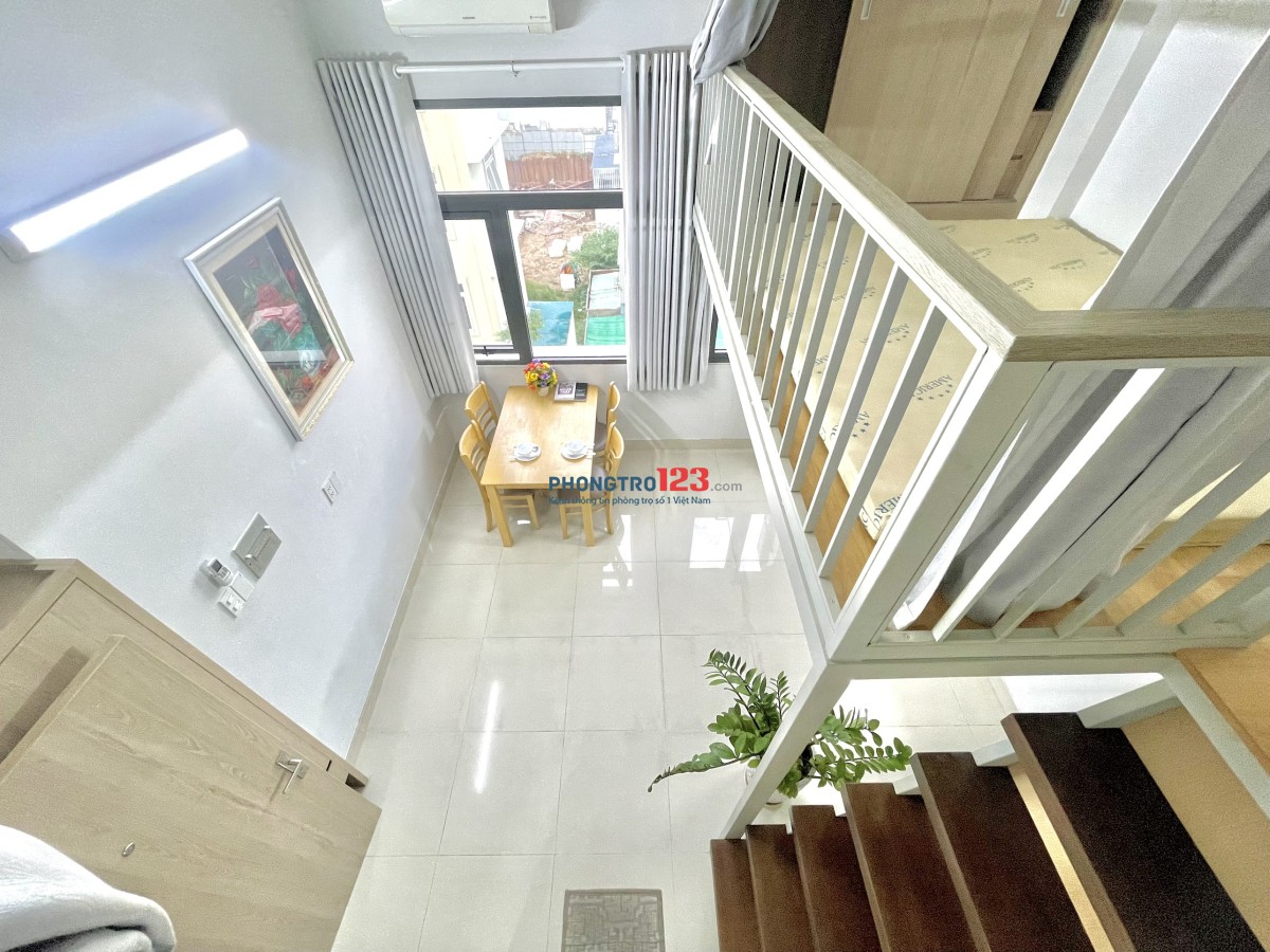 Khai trương Duplex full nội thất, cửa sổ thoáng, thang máy, gần Hutech, Ngoại Thương