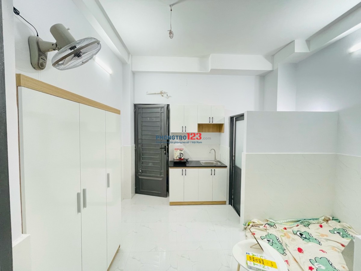 Cho thuê phòng mới xây gần CV Làng Hoa giá rẻ chỉ từ 2tr7 sẵn máy lạnh, tủ đồ