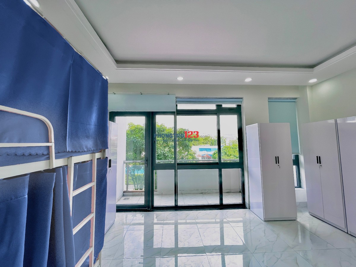 Ký túc xá cao cấp phòng ban công KĐT Vạn Phúc Thủ Đức giá khuyến mãi 1tr7