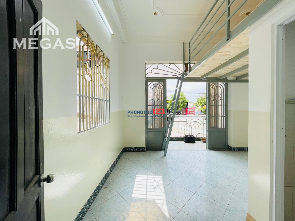 Tỉnh Lộ 10 Phòng Mới Có Ban Công Và Cửa Sổ Trời Giá Rất Rẻ Nằm ở Mặt Tiền Đường Lớn
